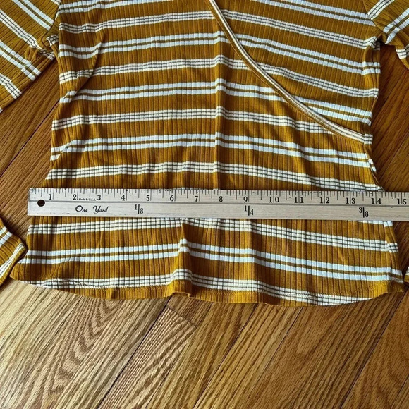Mossimo Supply long sleeve - Picture 2 of 5